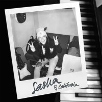 Саша Спилберг - Witless слушать песню
